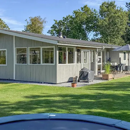 Lovely In With Kitchen Farsø