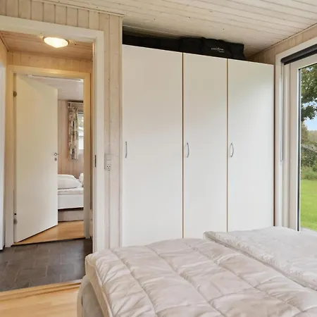 Lovely In With Kitchen Holiday home *